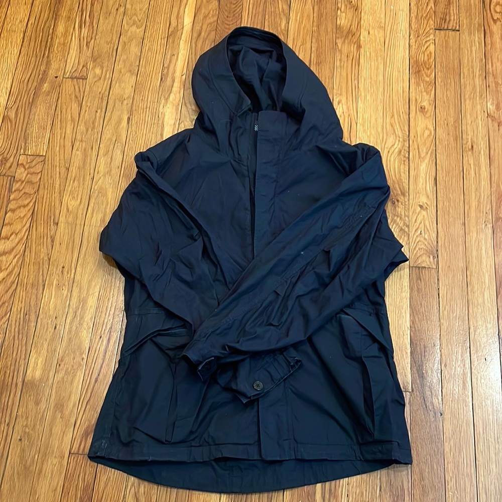 Black Uniqlo windbreaker